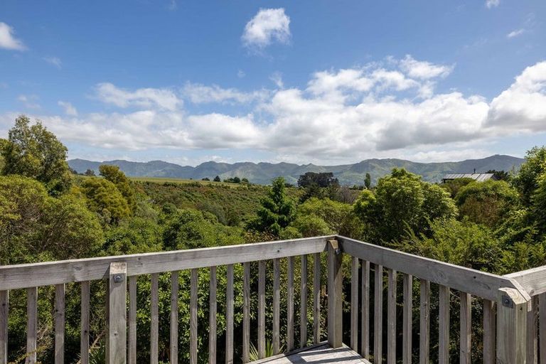 Photo of property in 29 Te Papau Crescent, Diamond Harbour, 8972