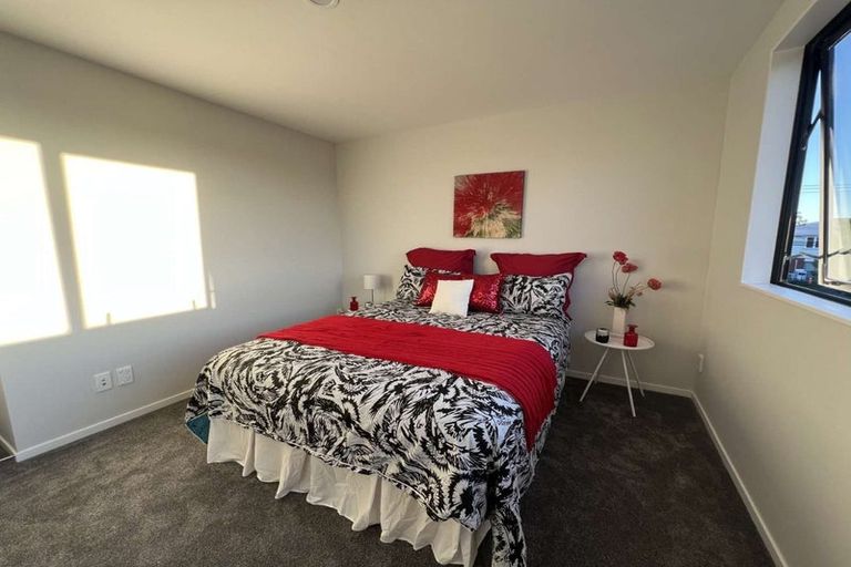 Photo of property in 2/30 Woodford Avenue, Henderson, Auckland, 0610