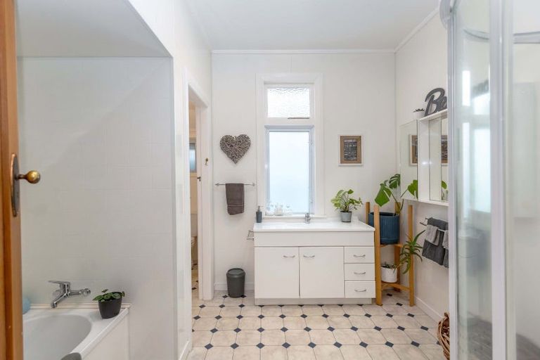 Photo of property in 33 Jordan Terrace, Lansdowne, Masterton, 5810