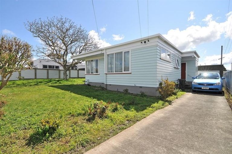 Photo of property in 3 Meadows Avenue, Waiwhetu, Lower Hutt, 5010
