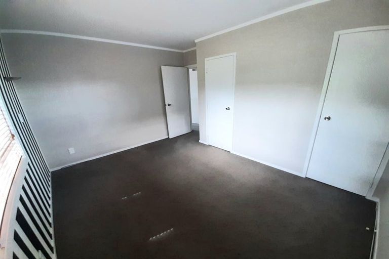 Photo of property in 2a Korotaha Terrace, Rothesay Bay, Auckland, 0630