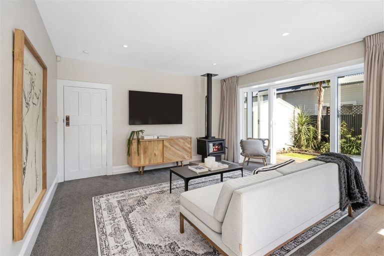 Photo of property in 32 Massey Crescent, St Albans, Christchurch, 8014