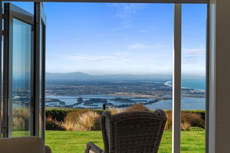 Photo of property in 342 Mount Pleasant Road, Mount Pleasant, Christchurch, 8081