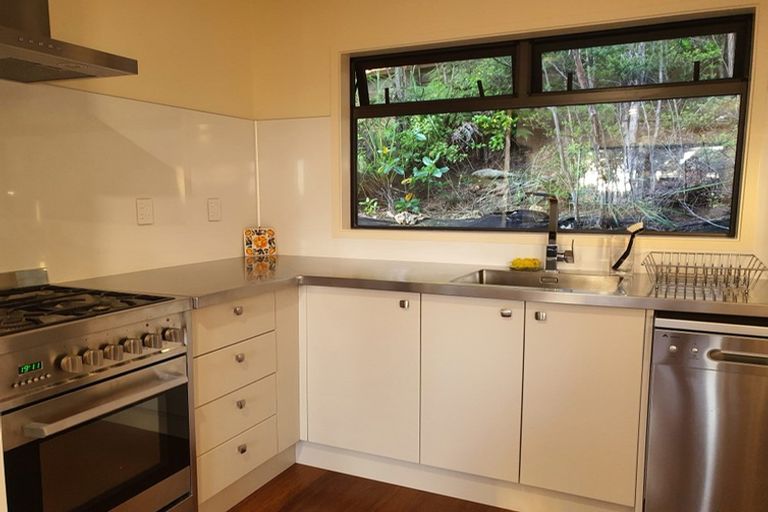 Photo of property in 30 Maire Road, Orewa, 0931