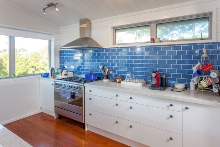 Photo of property in 14 Panorama Avenue, Paihia, 0200