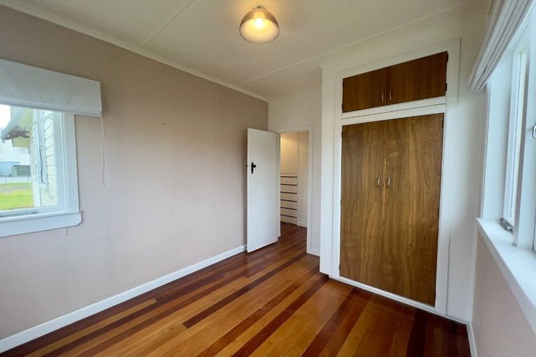 Photo of property in 2 Craig Road, Milford, Auckland, 0620