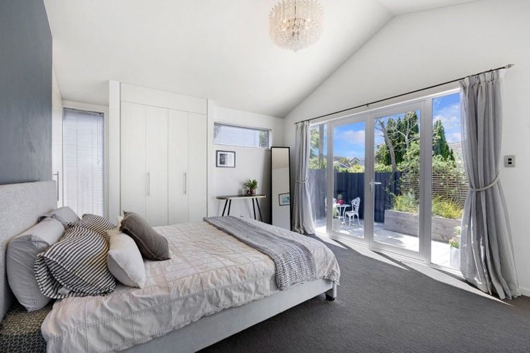 Photo of property in 126 Hamilton Avenue, Ilam, Christchurch, 8041