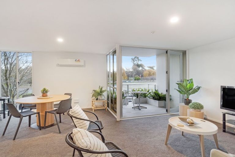 Photo of property in 18/15 Peterborough Street, Christchurch Central, Christchurch, 8013