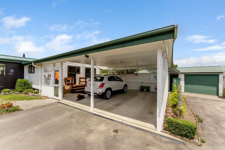 Photo of property in 28 Hanlon Road, Ashhurst, 4884