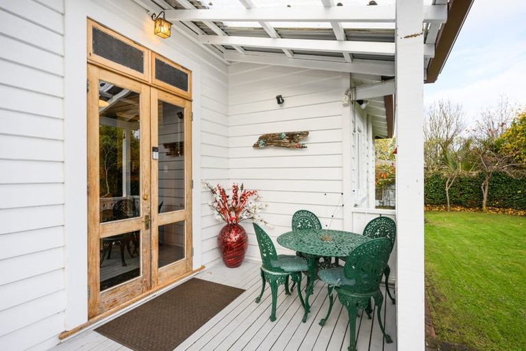 Photo of property in 74 Pitama Road, Awapuni, Palmerston North, 4412