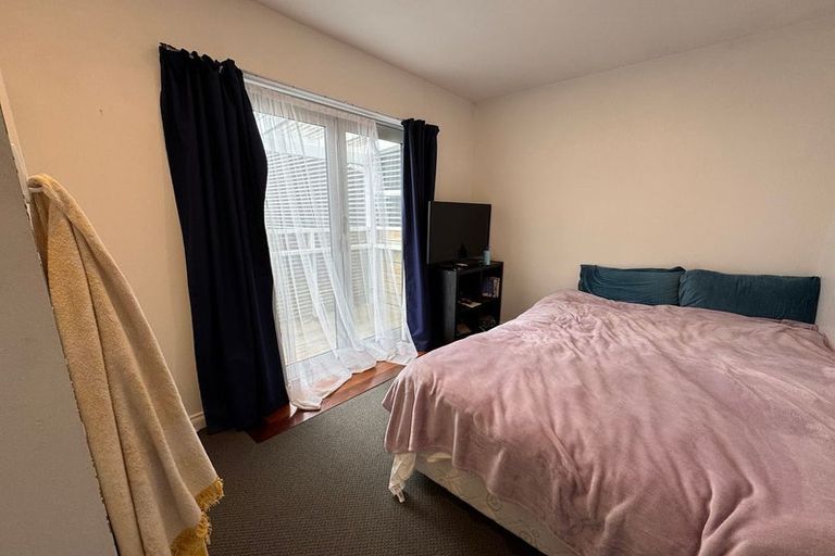 Photo of property in 41 Brougham Street, Mount Victoria, Wellington, 6011