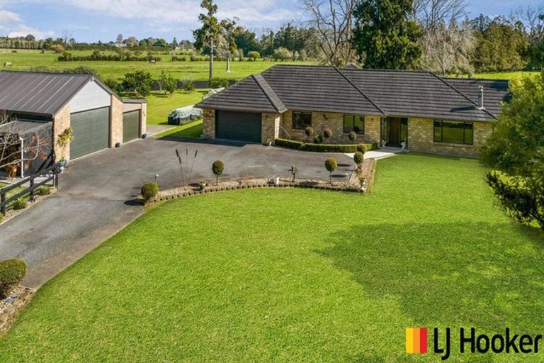 Photo of property in 89 Burnside Road, Ardmore, Papakura, 2582