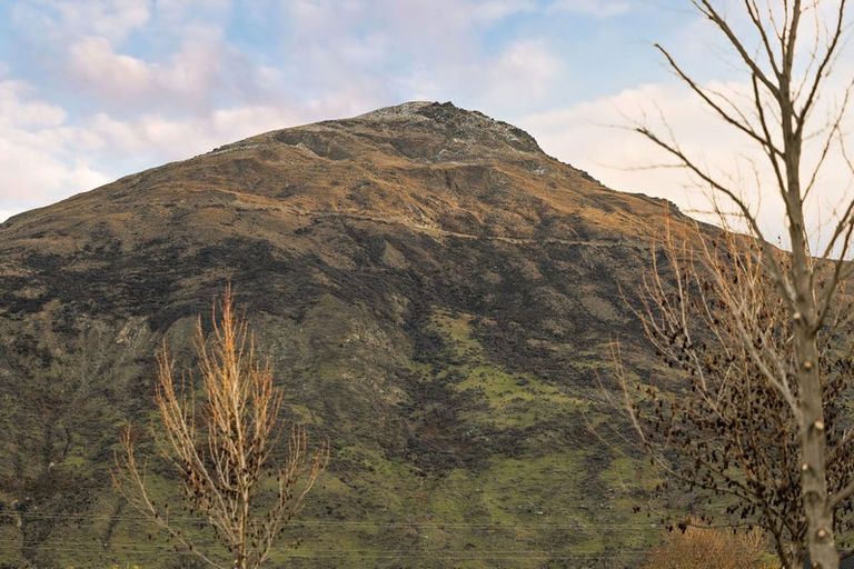 Photo of property in 17 Lorne Street, Lake Hayes, Queenstown, 9304