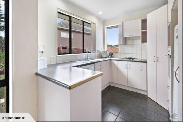 Photo of property in 37 Chieftain Rise, Goodwood Heights, Auckland, 2105