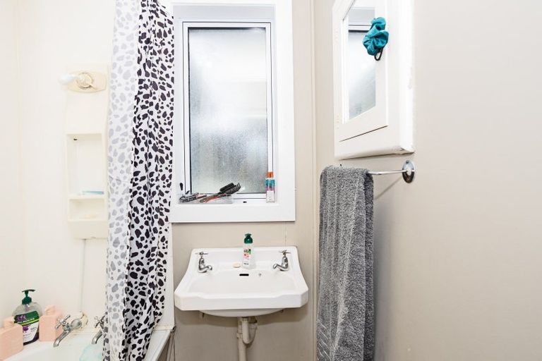 Photo of property in 8a Maitland Street, Strathern, Invercargill, 9812