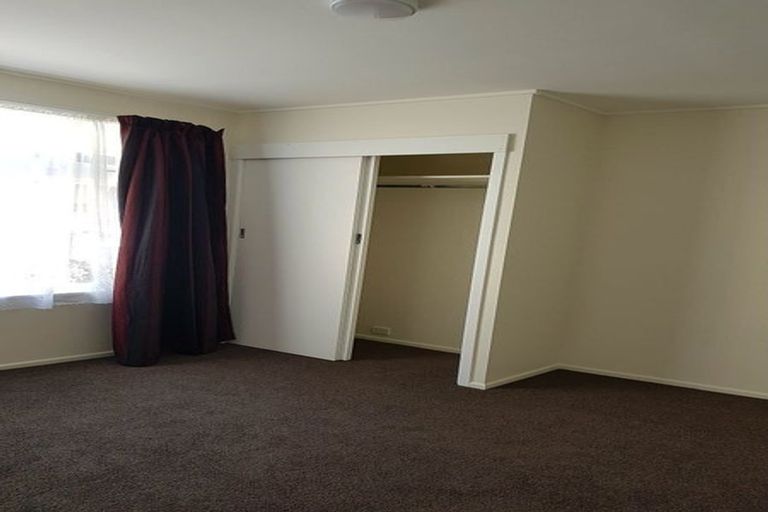 Photo of property in 102 Kilbirnie Crescent, Kilbirnie, Wellington, 6022