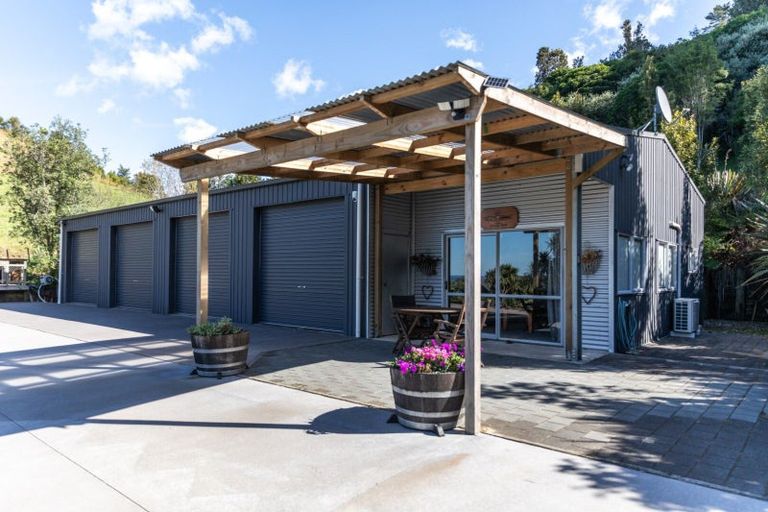 Photo of property in 1031b State Highway 2, Tanners Point, Katikati, 3177