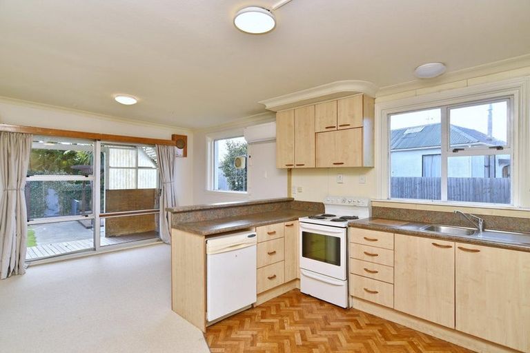 Photo of property in 37 Kellys Road, Mairehau, Christchurch, 8052