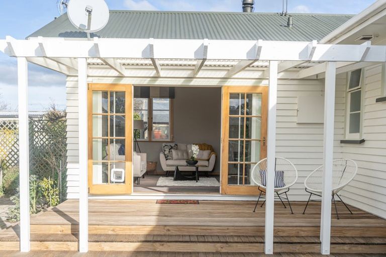 Photo of property in 22a Lansdowne Crescent, Lansdowne, Masterton, 5810