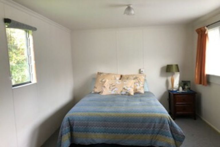 Photo of property in 57 Roxburgh Road East, Roxburgh East, Roxburgh, 9571