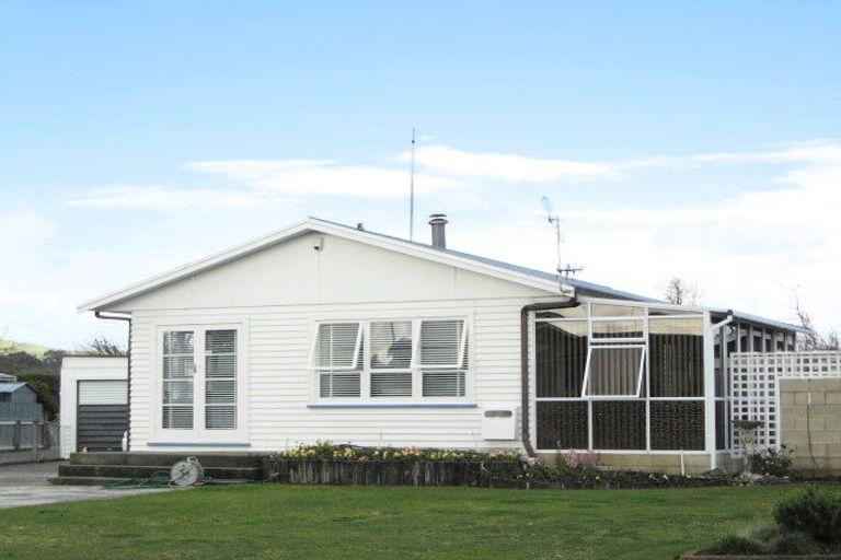 Photo of property in 14 Elliott Crescent, Havelock North, 4130