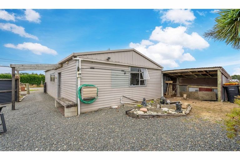 Photo of property in 10 Whitelaw Road, Waianiwa, Invercargill, 9874