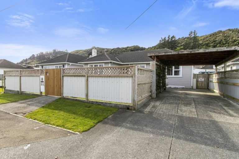 Photo of property in 44 Bull Avenue, Wainuiomata, Lower Hutt, 5014
