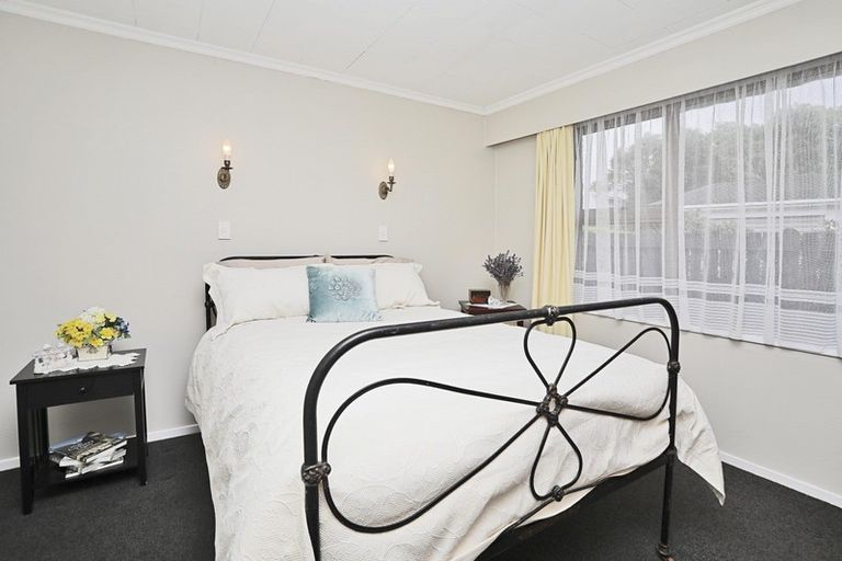 Photo of property in 19 Charles Street, Grasmere, Invercargill, 9810