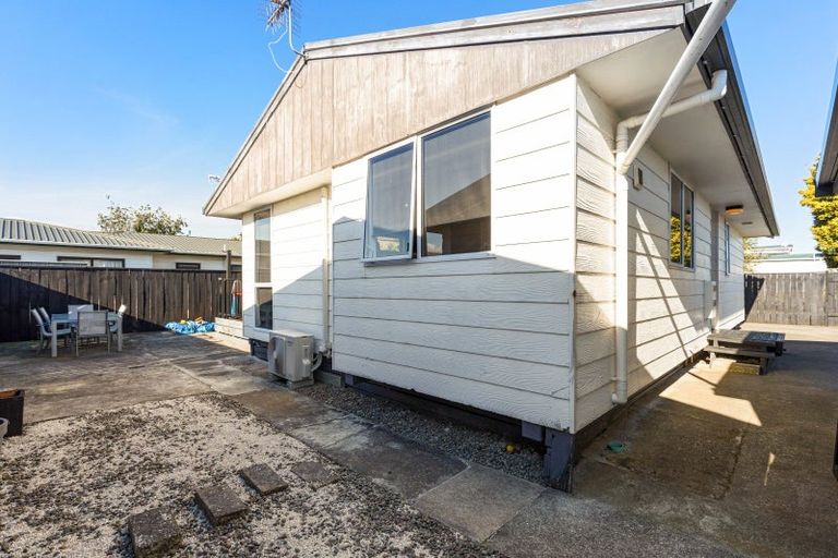 Photo of property in 124b Roberts Line, Kelvin Grove, Palmerston North, 4414
