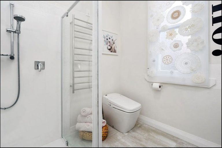 Photo of property in 16 Zealandia Street, Kensington, Whangarei, 0112