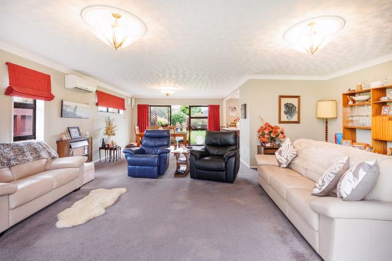 Photo of property in 135 Amberley Avenue, Highbury, Palmerston North, 4412
