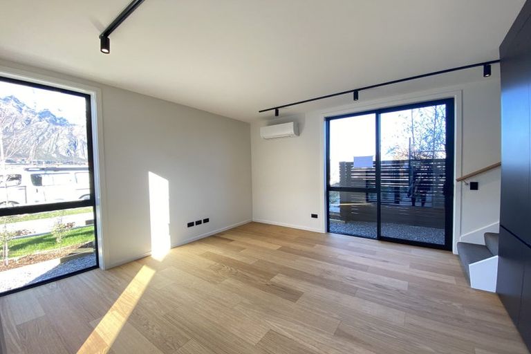 Photo of property in 14 Woolshed Road, Jacks Point, Queenstown, 9371