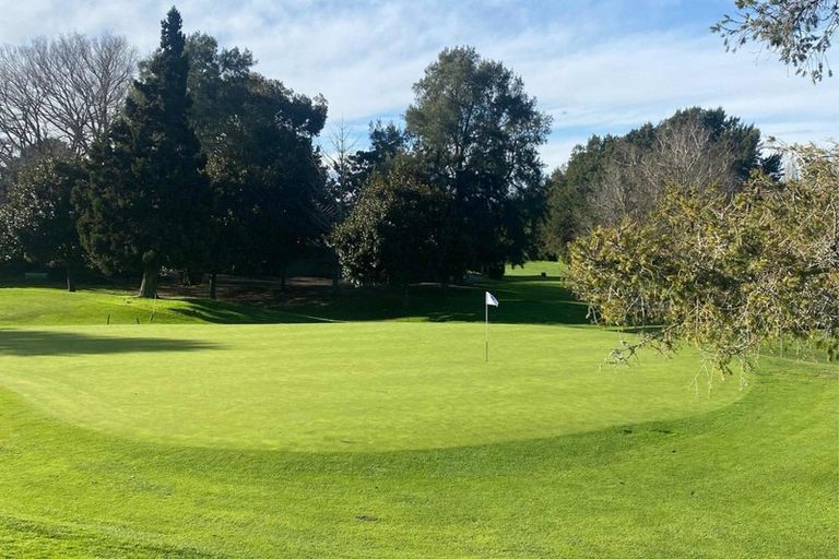 Photo of property in 30 Duncan Road, St Andrews, Hamilton, 3200