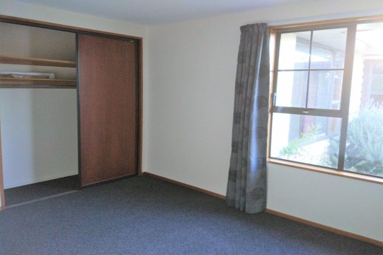 Photo of property in 1/10 Nepal Place, Burnside, Christchurch, 8053