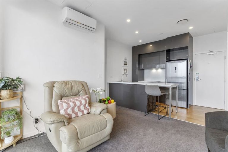 Photo of property in 1401/8 Lakewood Court, Manukau, Auckland, 2104