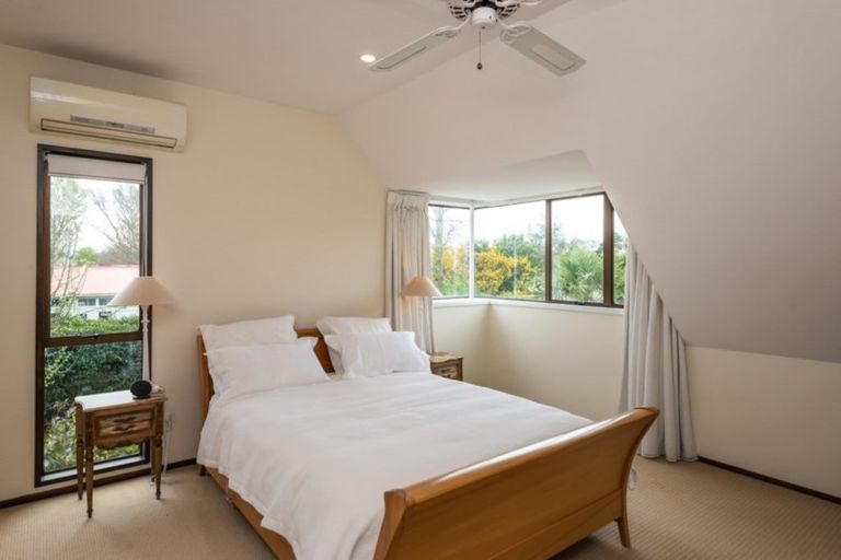 Photo of property in 22 Bannister Place, Ilam, Christchurch, 8053