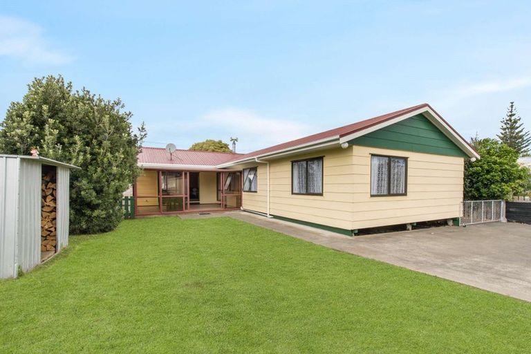 Photo of property in 49 Manuka Street, Castlecliff, Whanganui, 4501