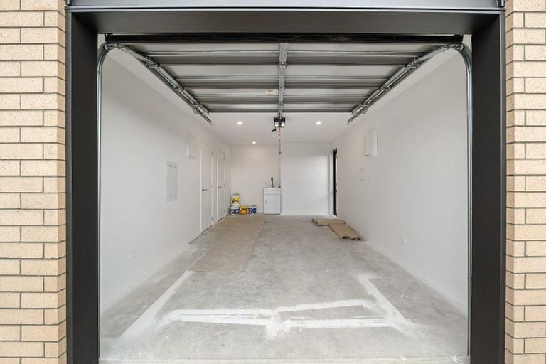 Photo of property in 27 Stackwood Avenue, Woodend, 7691