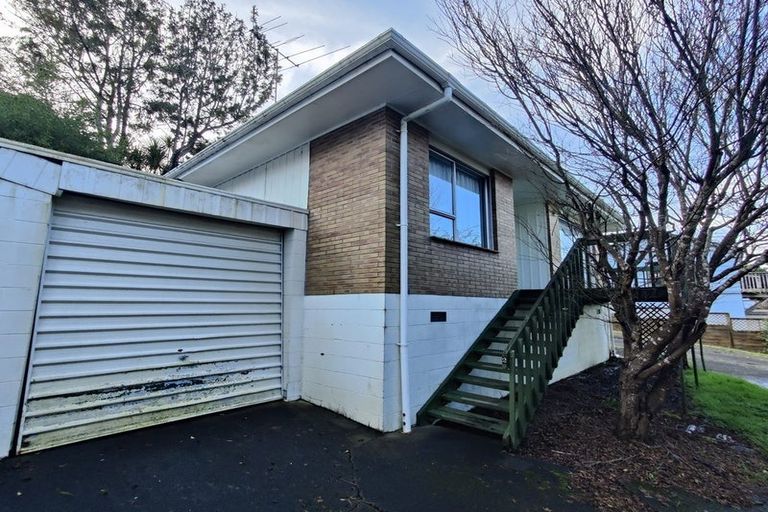 Photo of property in 2/19a Verran Road, Birkenhead, Auckland, 0626