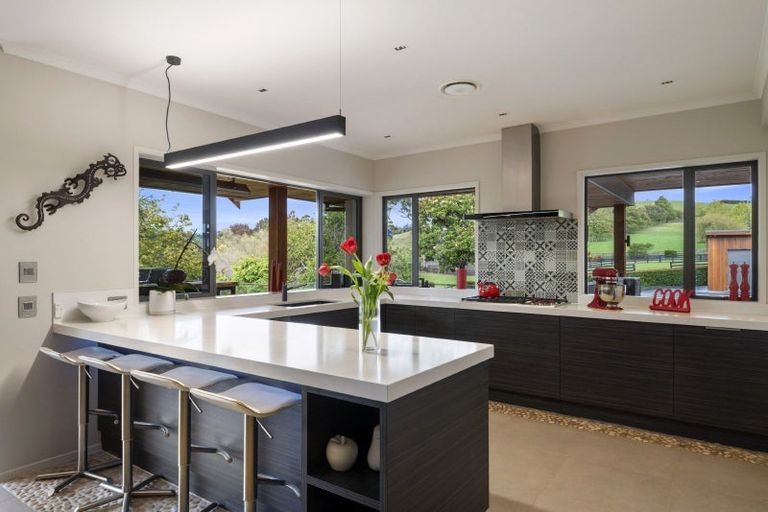 Photo of property in 80 Ingram Road, Bombay, Drury, 2579