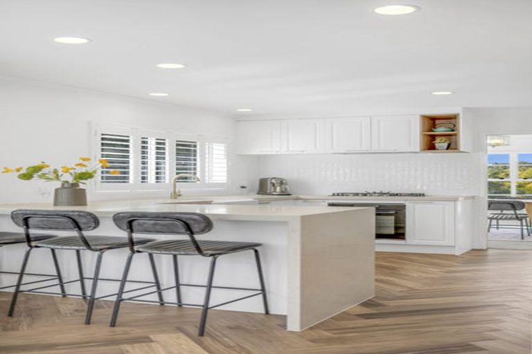 Photo of property in 3 Covina Place, Somerville, Auckland, 2014