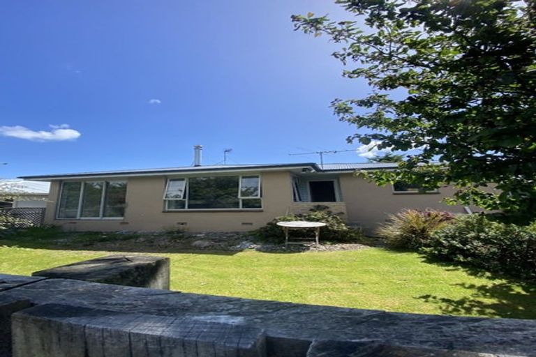 Photo of property in 86 Stobo Street, Grasmere, Invercargill, 9810