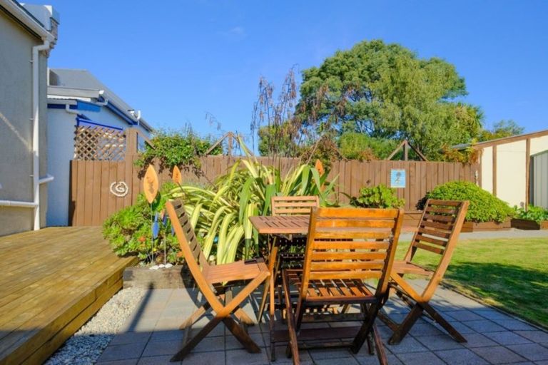 Photo of property in 43 Helena Street, Forbury, Dunedin, 9012