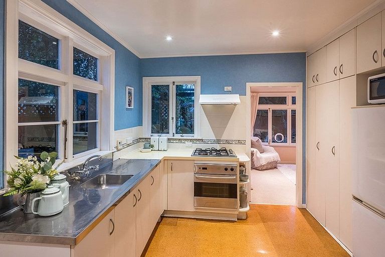 Photo of property in 13 Ross Street, Kilbirnie, Wellington, 6022