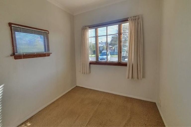 Photo of property in 11 Nikau Street, Tawhero, Whanganui, 4501