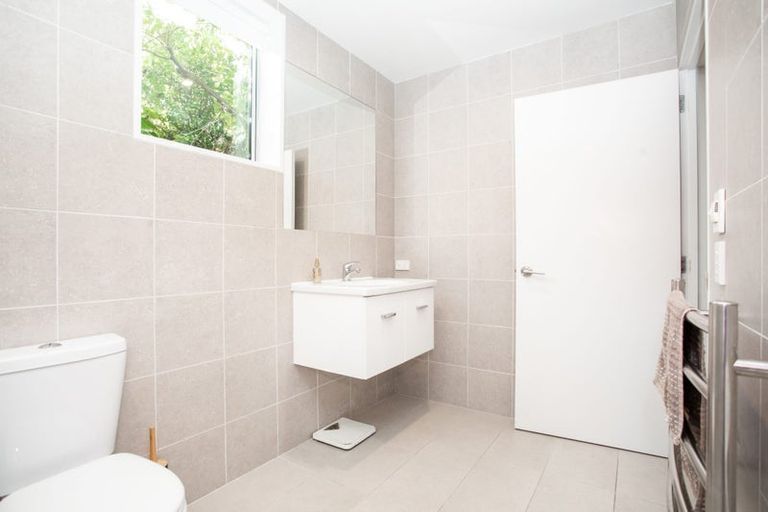 Photo of property in 25a Bayview Place, Cass Bay, Lyttelton, 8082