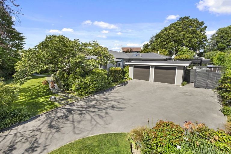 Photo of property in 69 Kotare Street, Fendalton, Christchurch, 8041