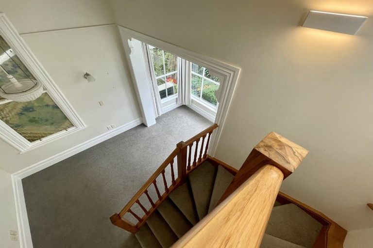 Photo of property in 45a-b Rawhiti Terrace, Kelburn, Wellington, 6012