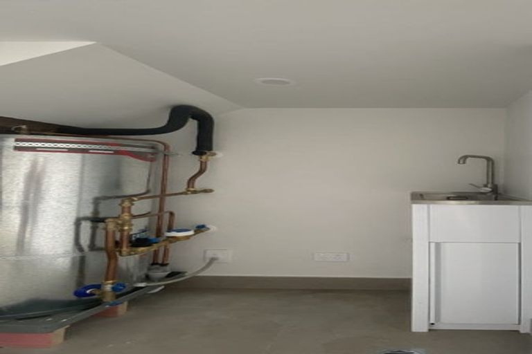 Photo of property in 9 Pukakaho Lane, Papatoetoe, Auckland, 2025