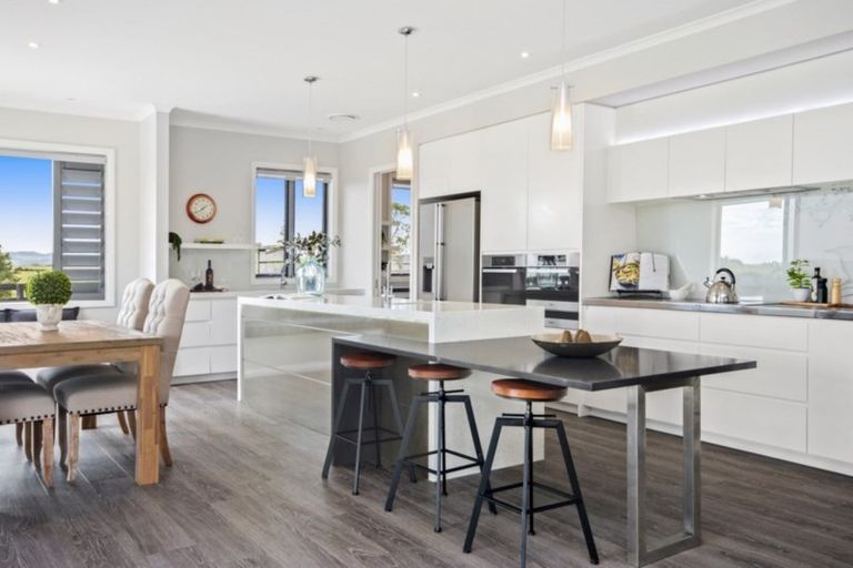 Photo of property in 96 Dyke Road, Karaka, Papakura, 2580